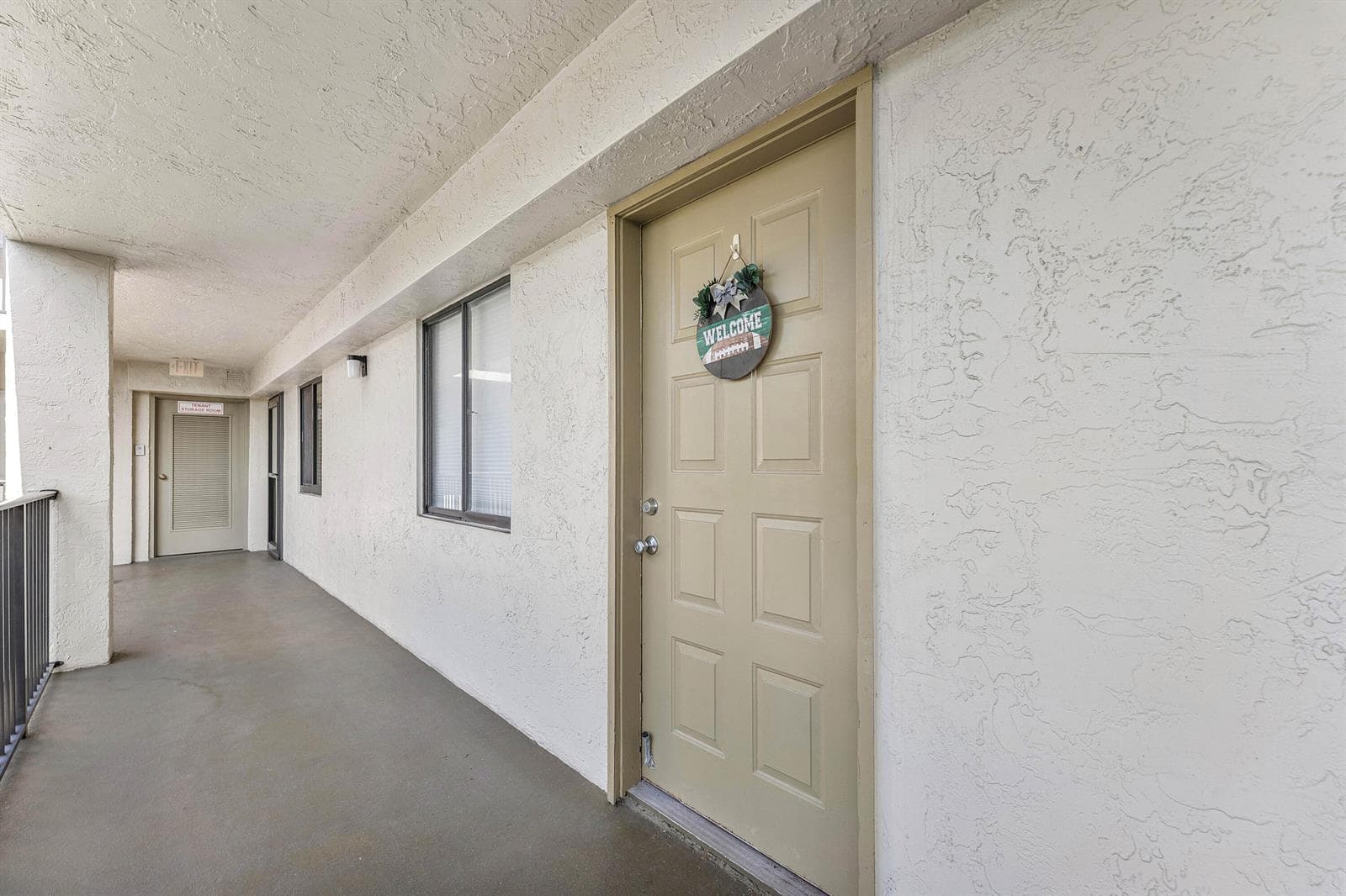 2205 S CYPRESS BEND Drive # 302, Pompano Beach, FL 33069 photo 3