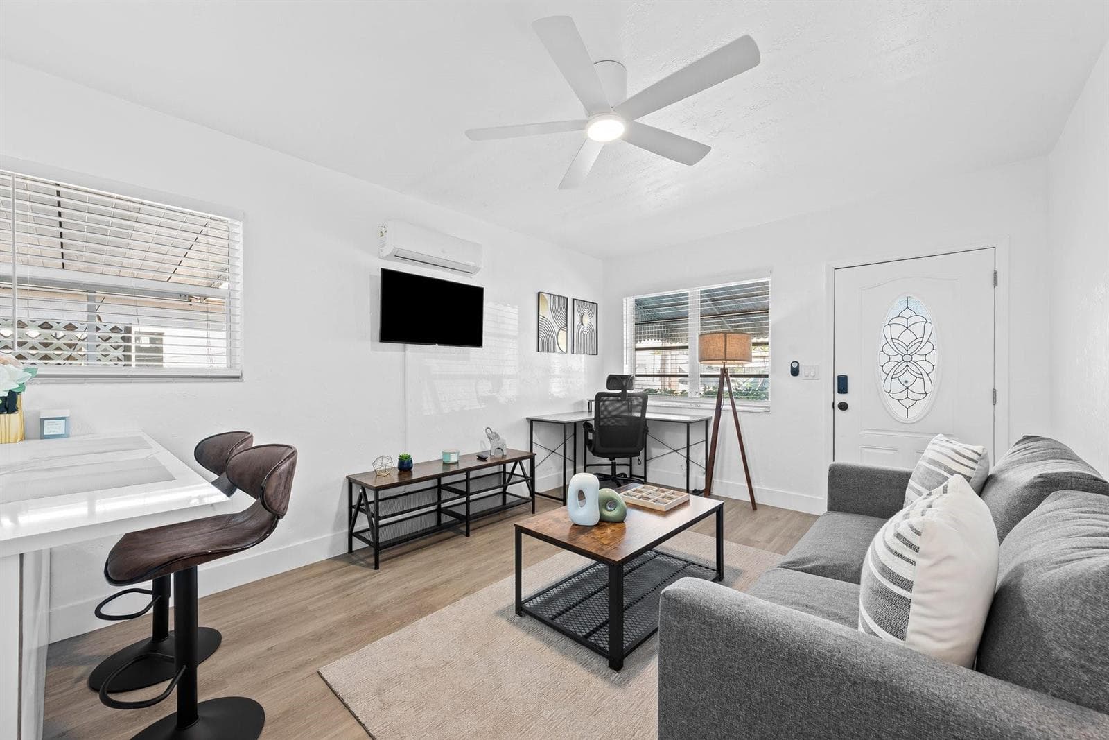 310 NE 6TH Street # 2, Hallandale Beach, FL 33009 photo 3