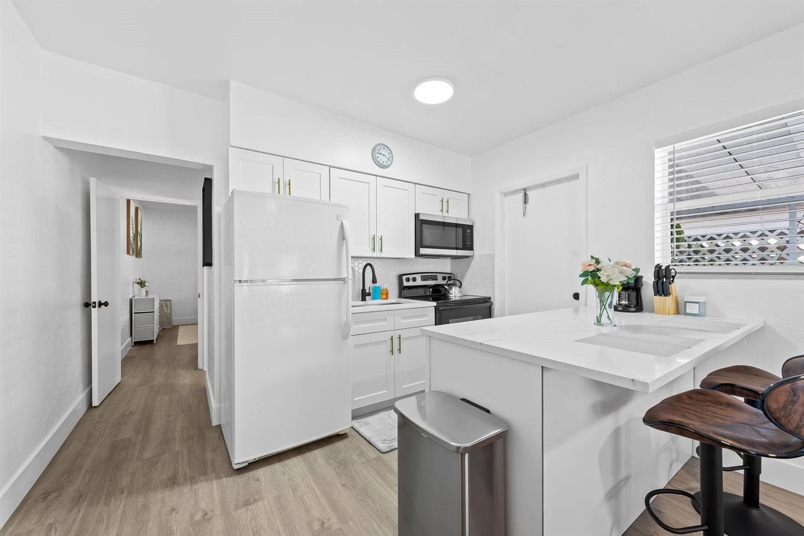 310 NE 6TH Street # 2, Hallandale Beach, FL 33009 photo 4