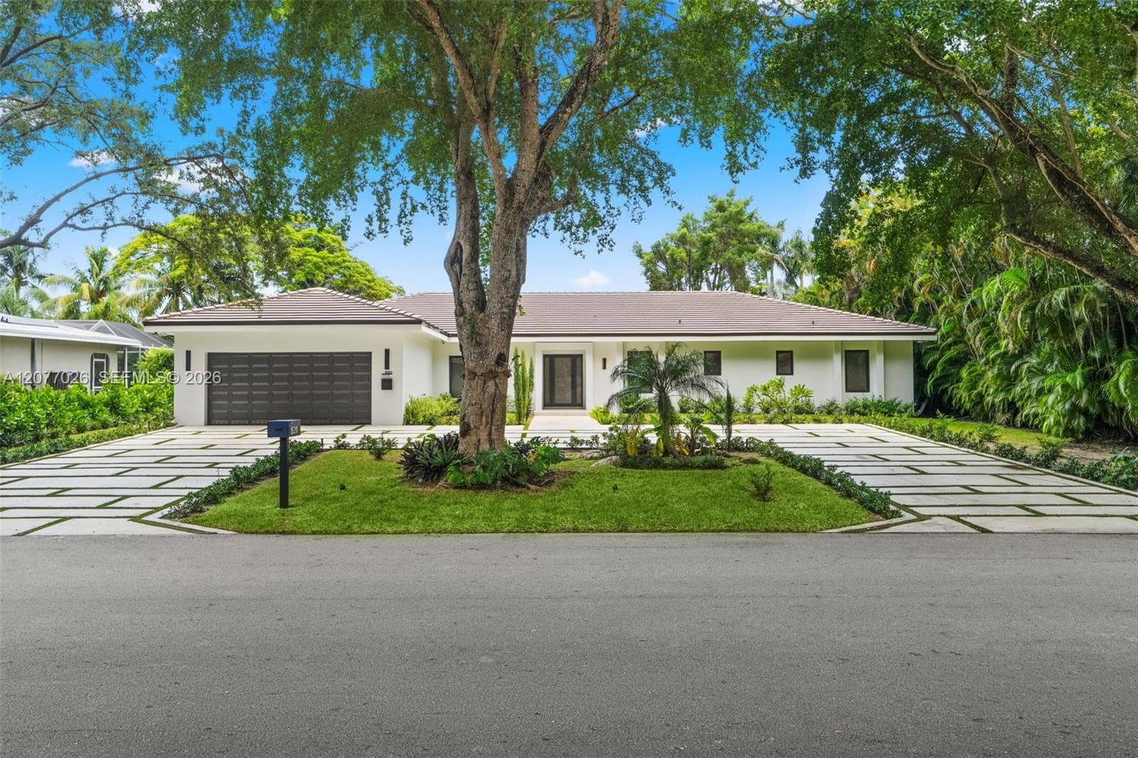 1520 Lugo Ave, Coral Gables, FL 33156 photo 2