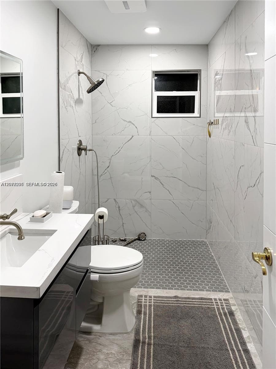 233 W 39th Pl # 0, Hialeah, FL 33012 photo 2