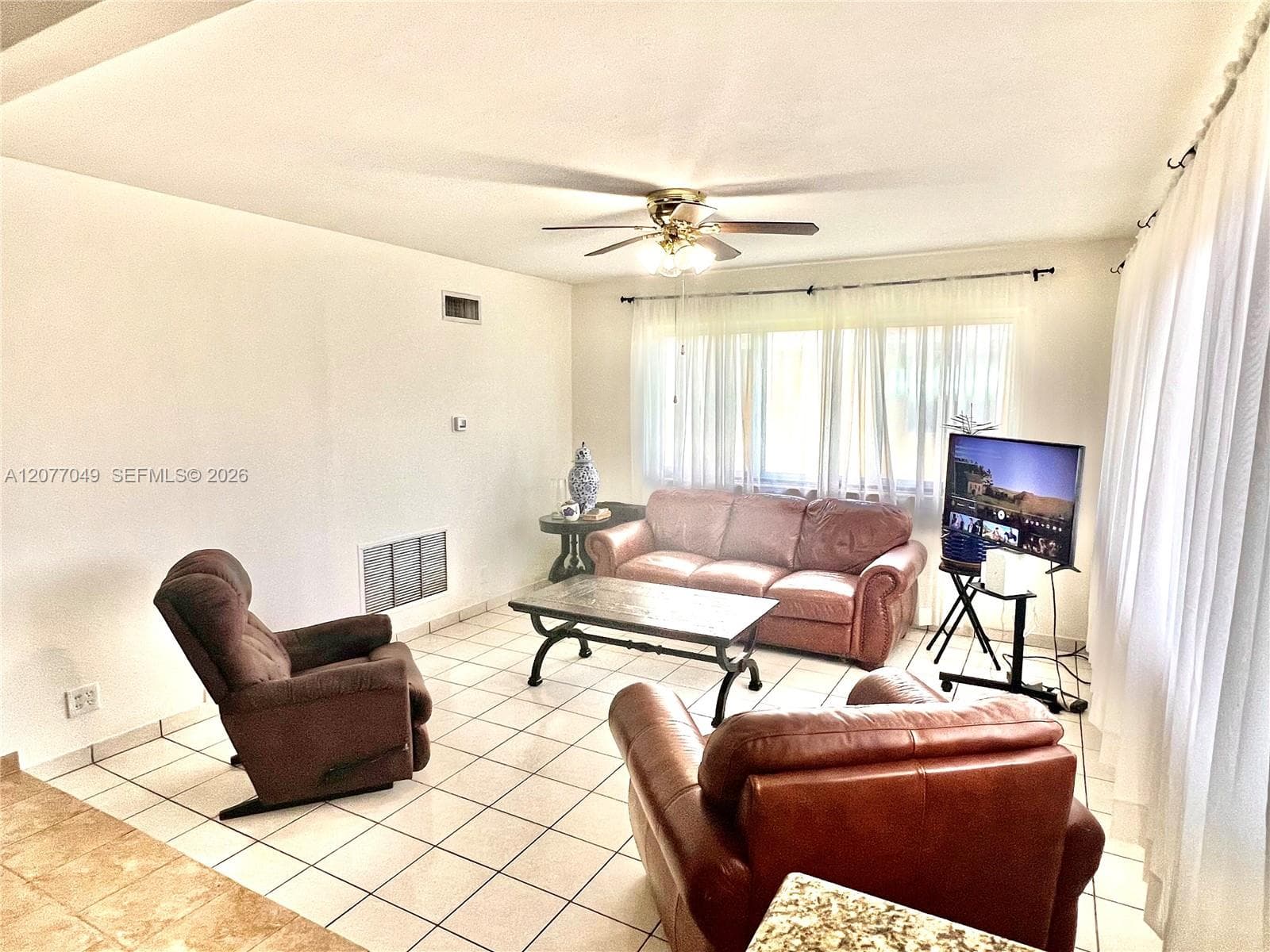 106 N 32nd Ave, Hollywood, FL 33021 photo 2