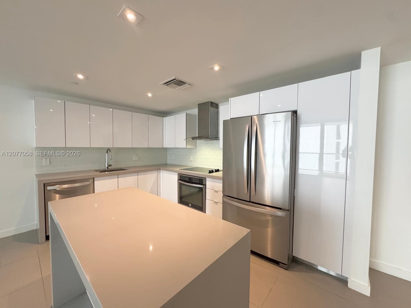 1600 NE 1st Ave # 1919, Miami, FL 33132 photo 3
