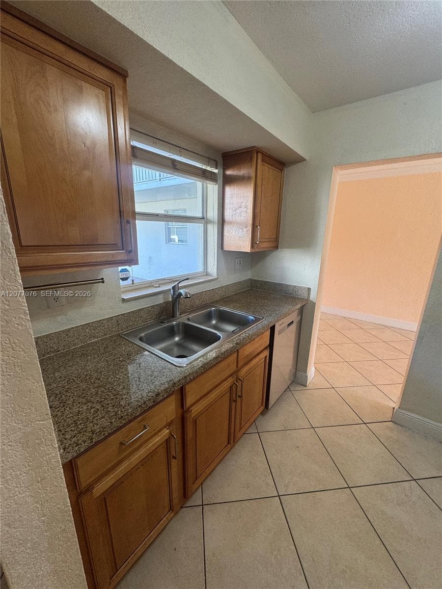 8601 SW 94th St # 103W, Miami, FL 33156 photo 4