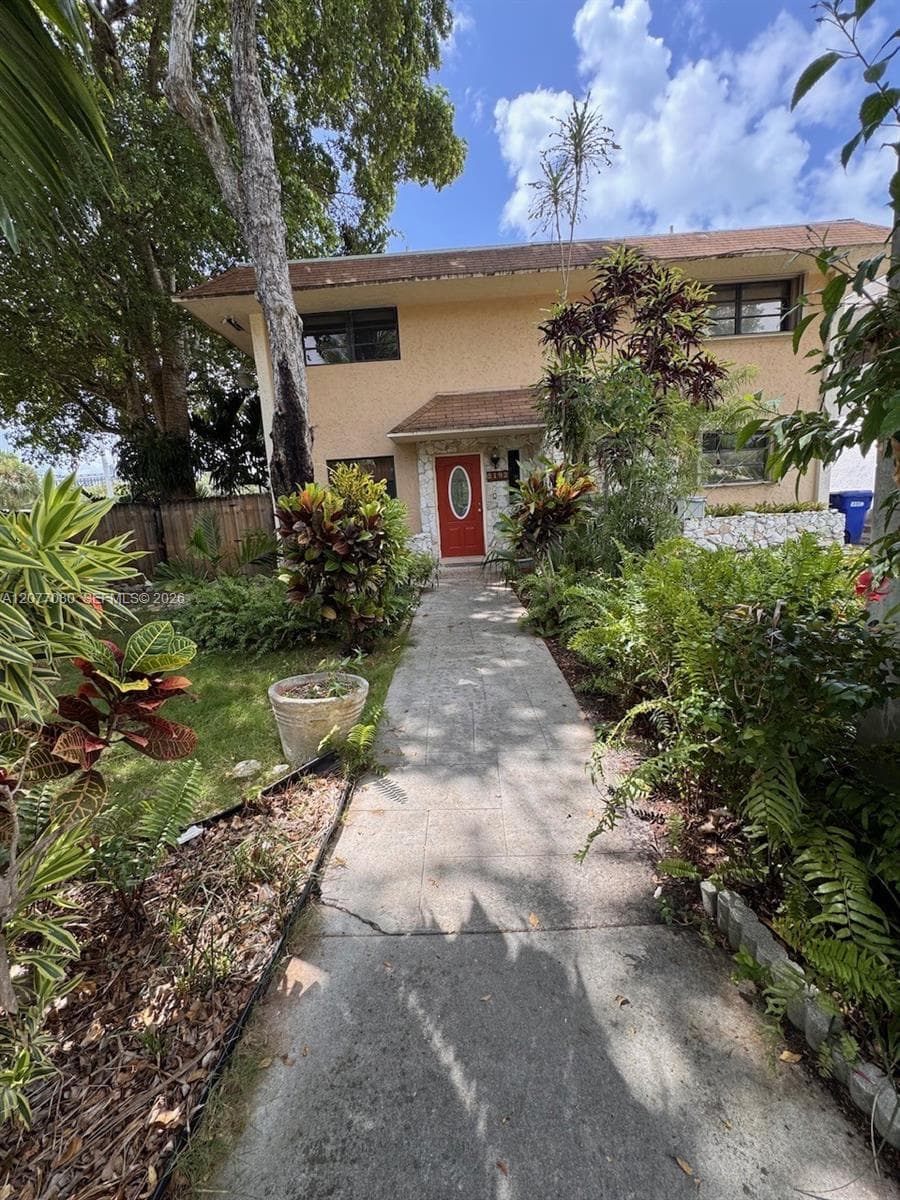 2192 NE 171st St # 1, North Miami Beach, FL 33162