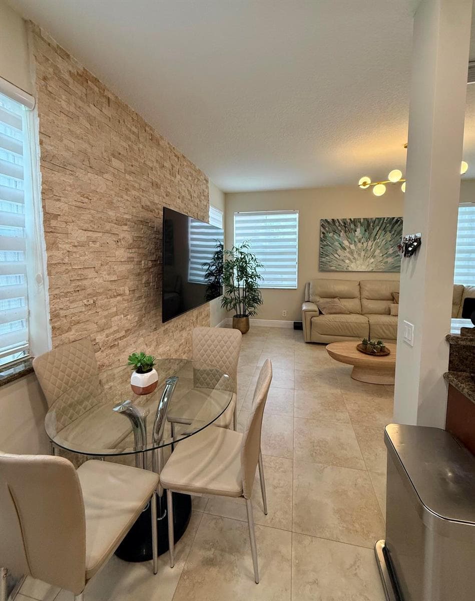 844 Falling Water Road, Weston, FL 33326 photo 2