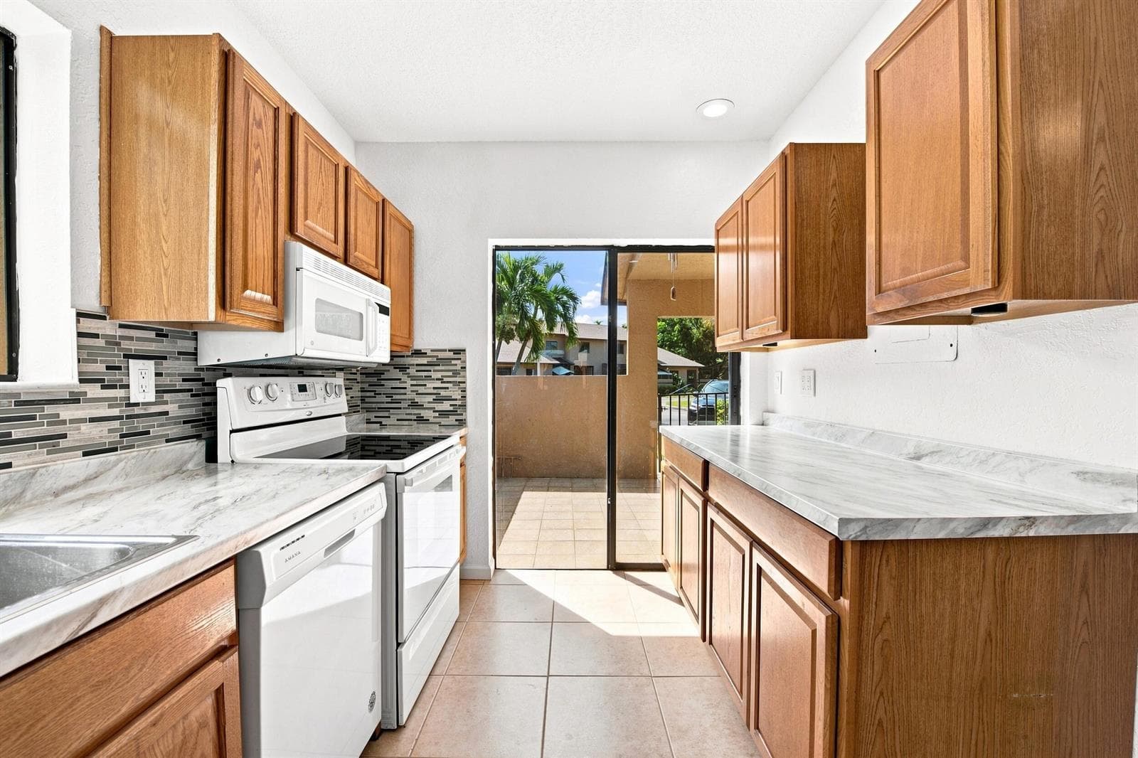 2267 NW 37th Avenue, Coconut Creek, FL 33066 photo 4