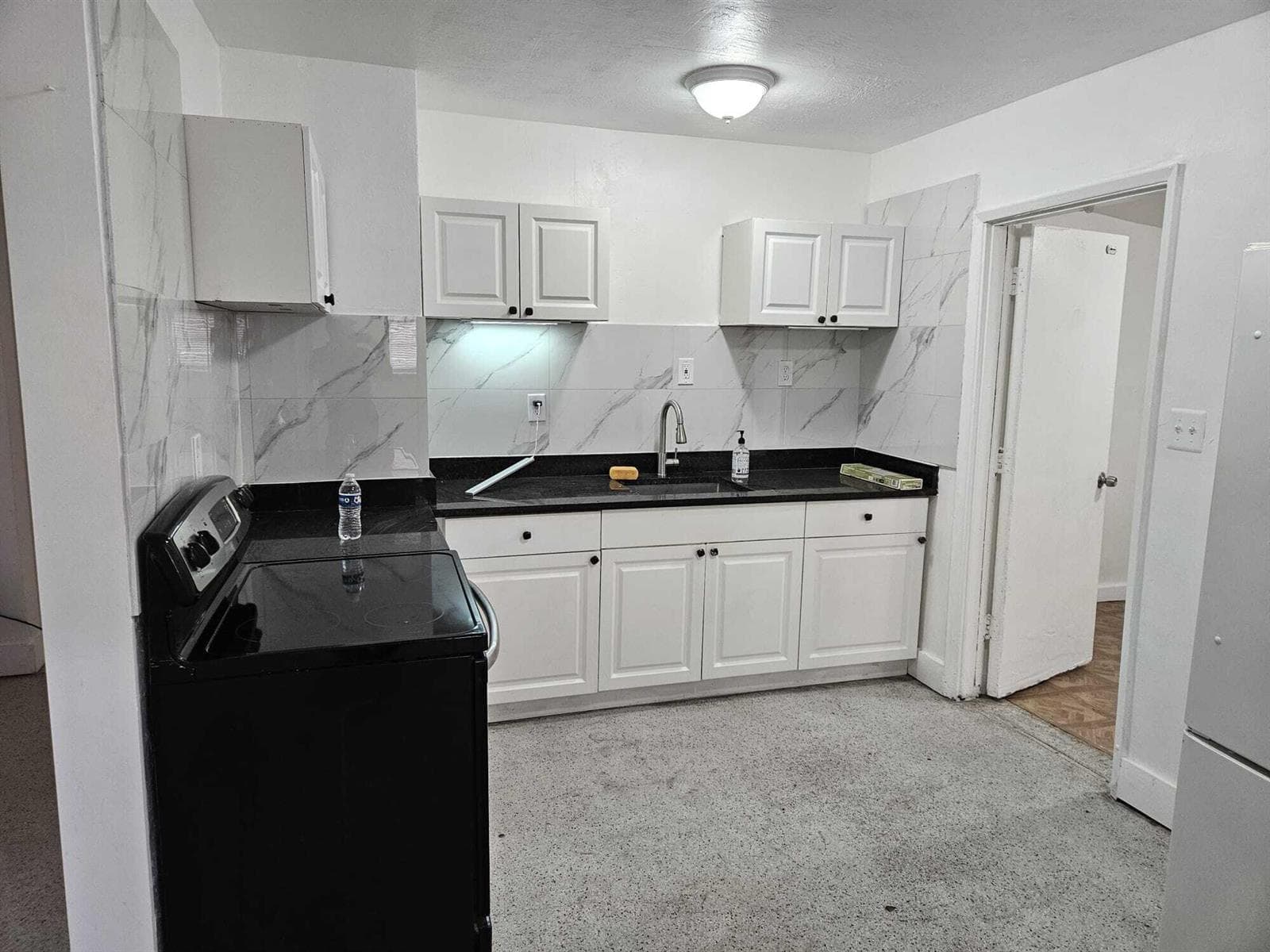 2740 NW 2ND Street, Pompano Beach, FL 33069