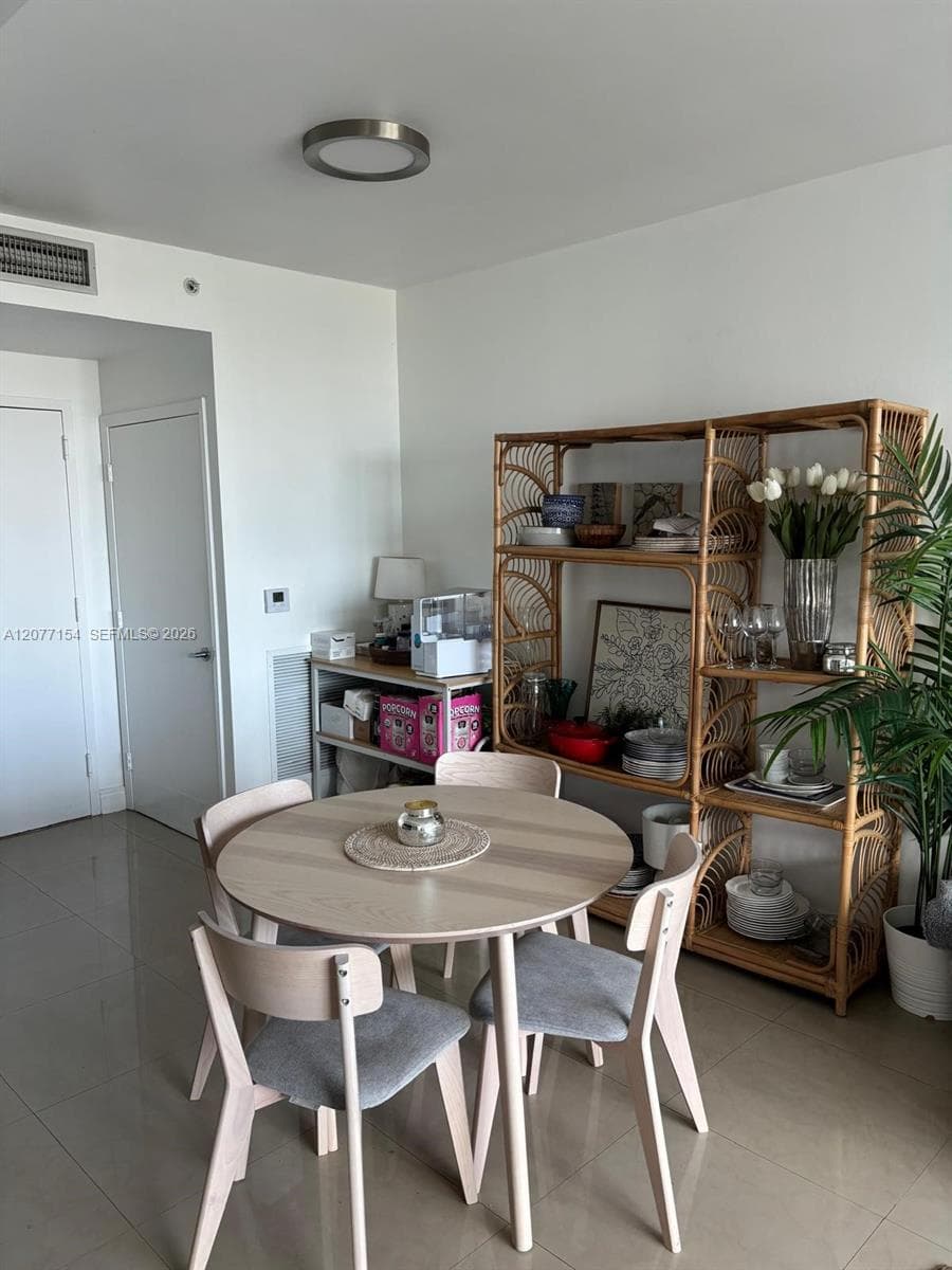 90 SW 3rd St # 1909, Miami, FL 33130 photo 2