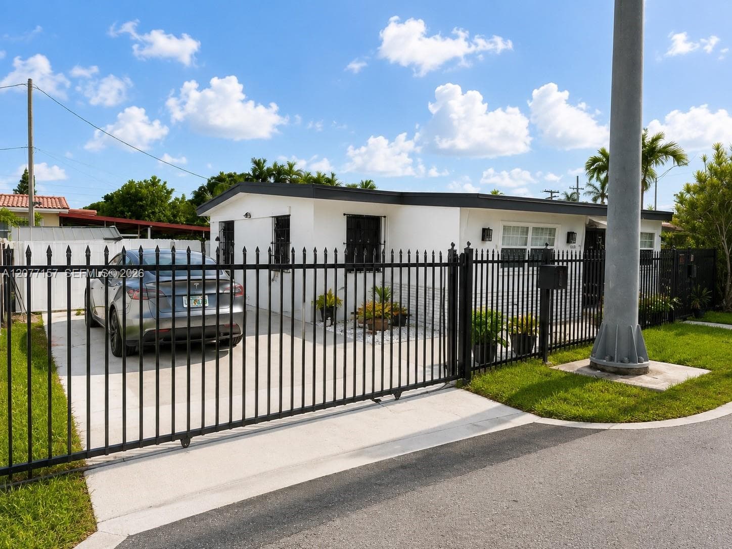 6060 NW 7th St, Miami, FL 33126 photo 3