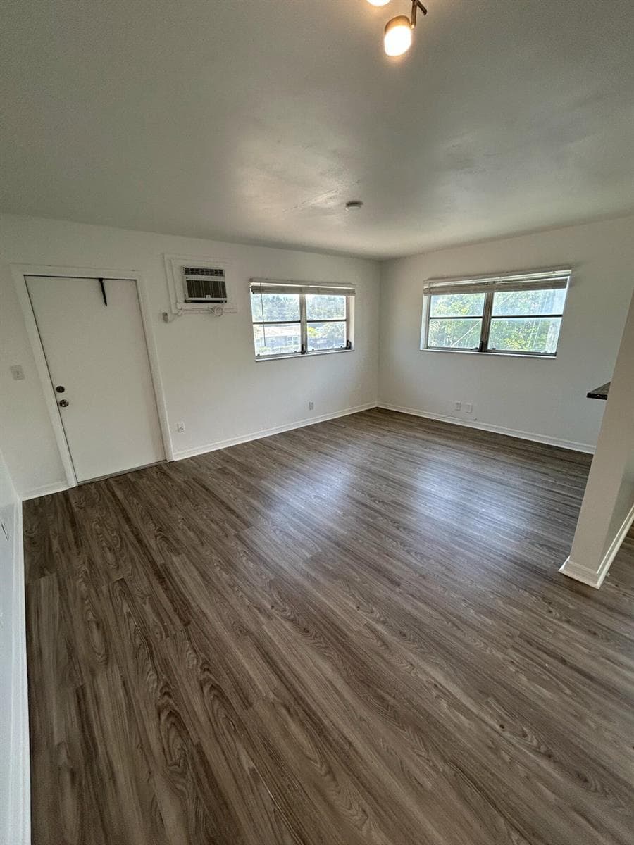 749 SE 15th Street # 7, Fort Lauderdale, FL 33316 photo 5