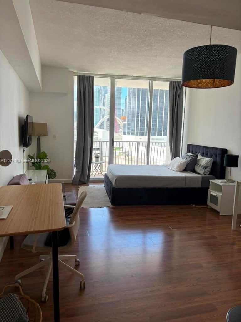 1750 N Bayshore Dr # 1216, Miami, FL 33132 photo 2
