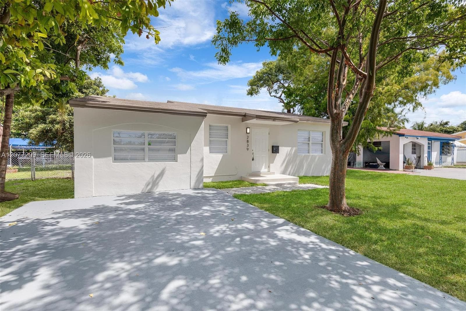 2839 Mayo St, Hollywood, FL 33020 photo 2