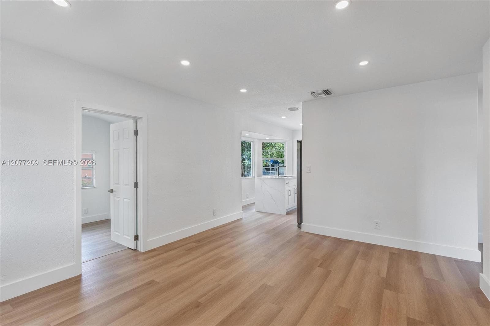 2839 Mayo St, Hollywood, FL 33020 photo 4