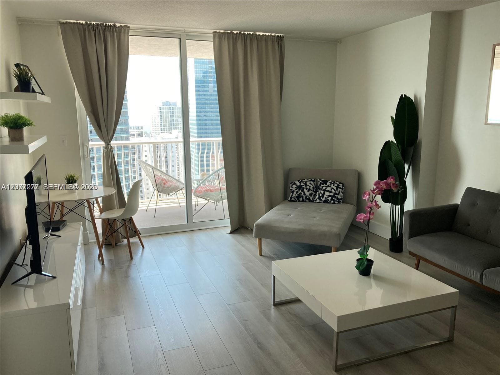 1200 Brickell Bay Dr # 3705, Miami, FL 33131 photo 4