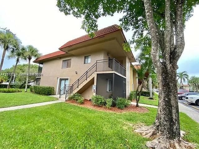 215 Lakeview Dr # 203, Weston, FL 33326