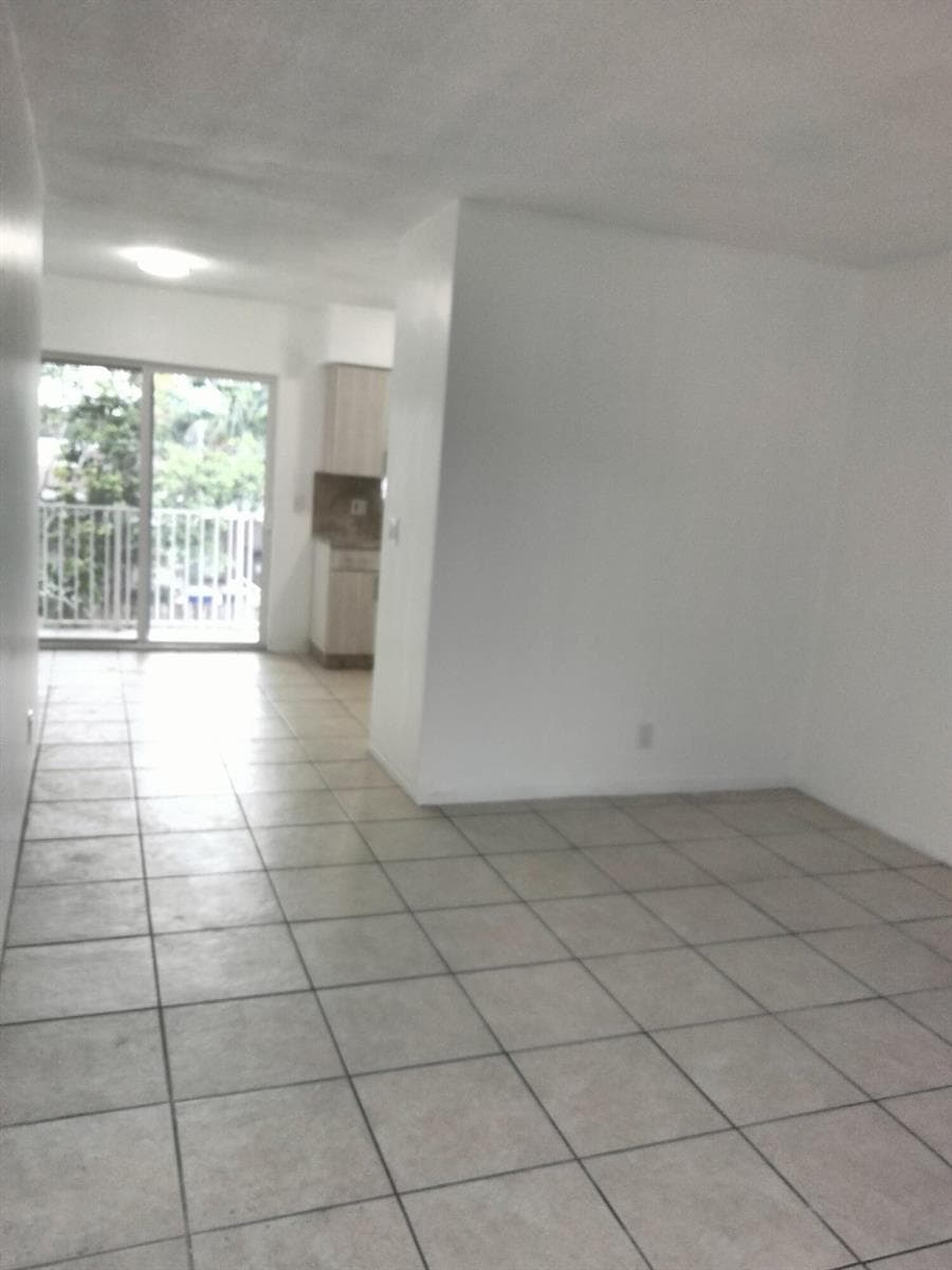 600 S Luna Court # 23, Hollywood, FL 33021 photo 2