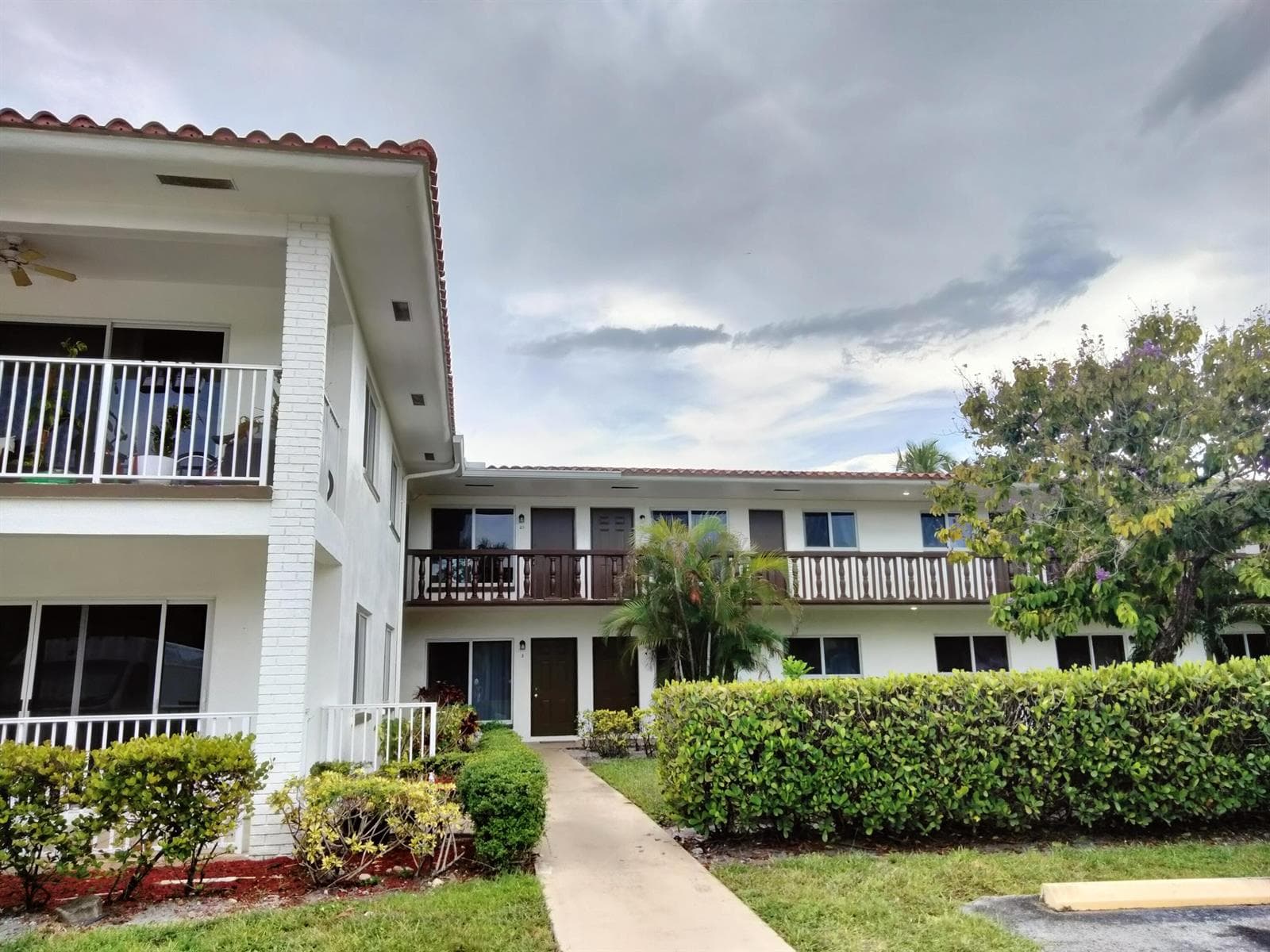600 S Luna Court # 23, Hollywood, FL 33021