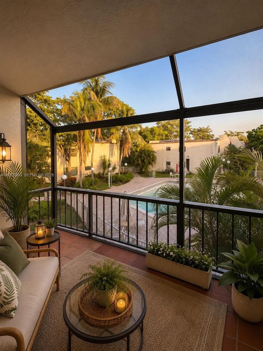 301 N Pine Island Rd # 220, Plantation, FL 33324