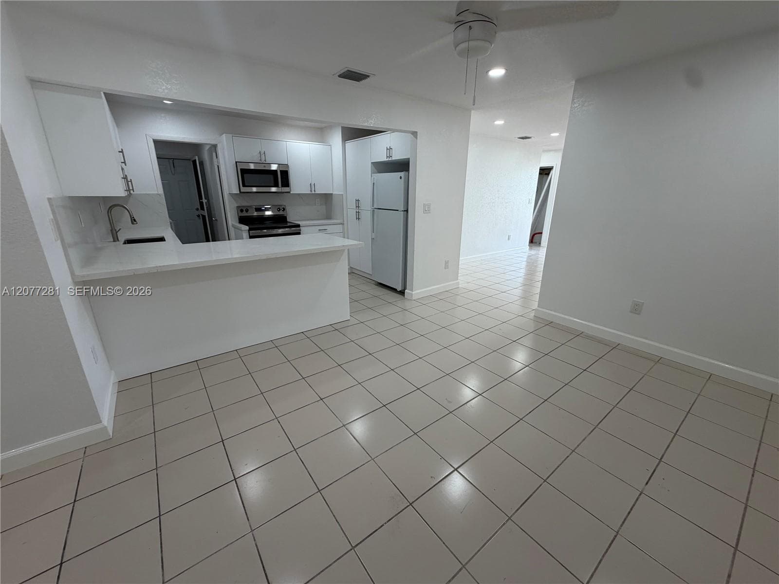 9986 SW 2nd St, Miami, FL 33174 photo 2