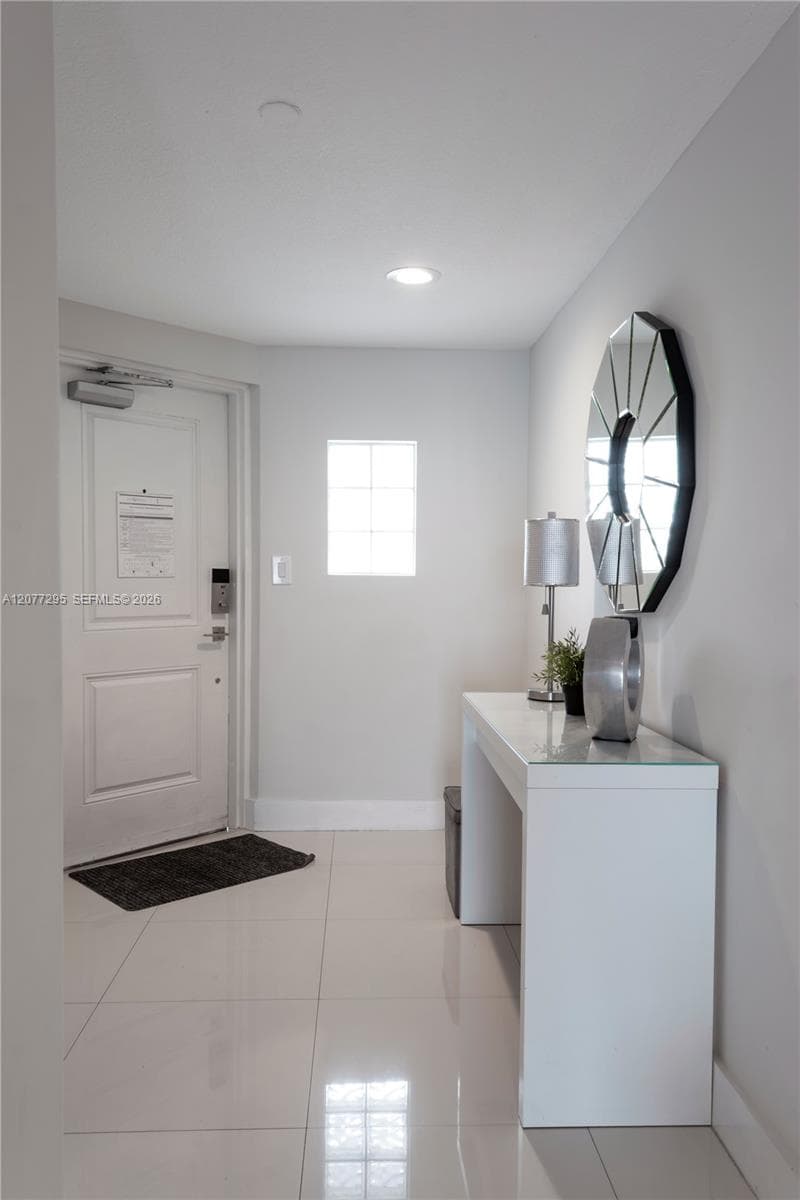 17050 N Bay Rd # 406, Sunny Isles Beach, FL 33160 photo 4