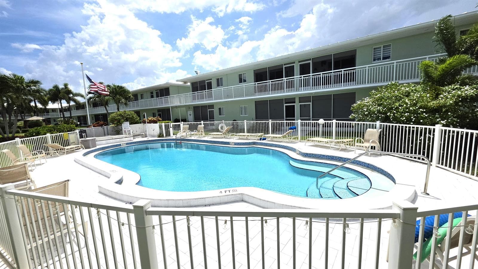 2100 NE 38th Street # 219, Lighthouse Point, FL 33064
