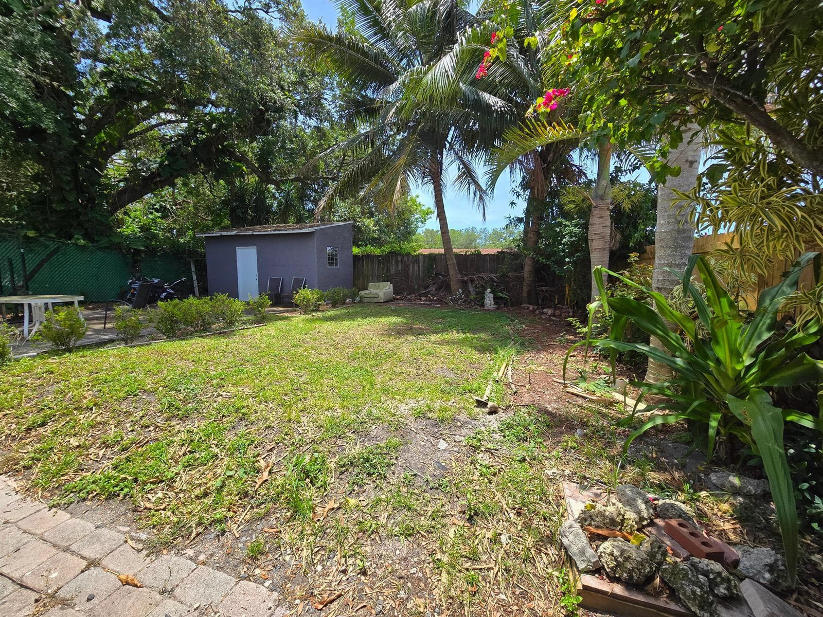 2426 NE 184TH Street, North Miami Beach, FL 33160 photo 2