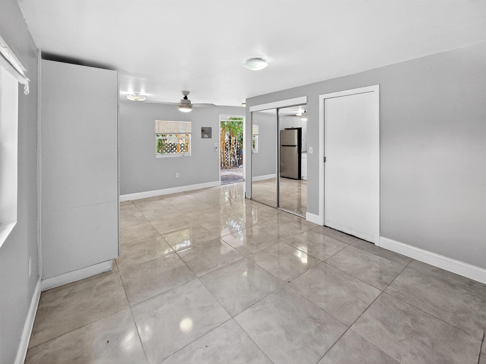 2426 NE 184TH Street, North Miami Beach, FL 33160 photo 5