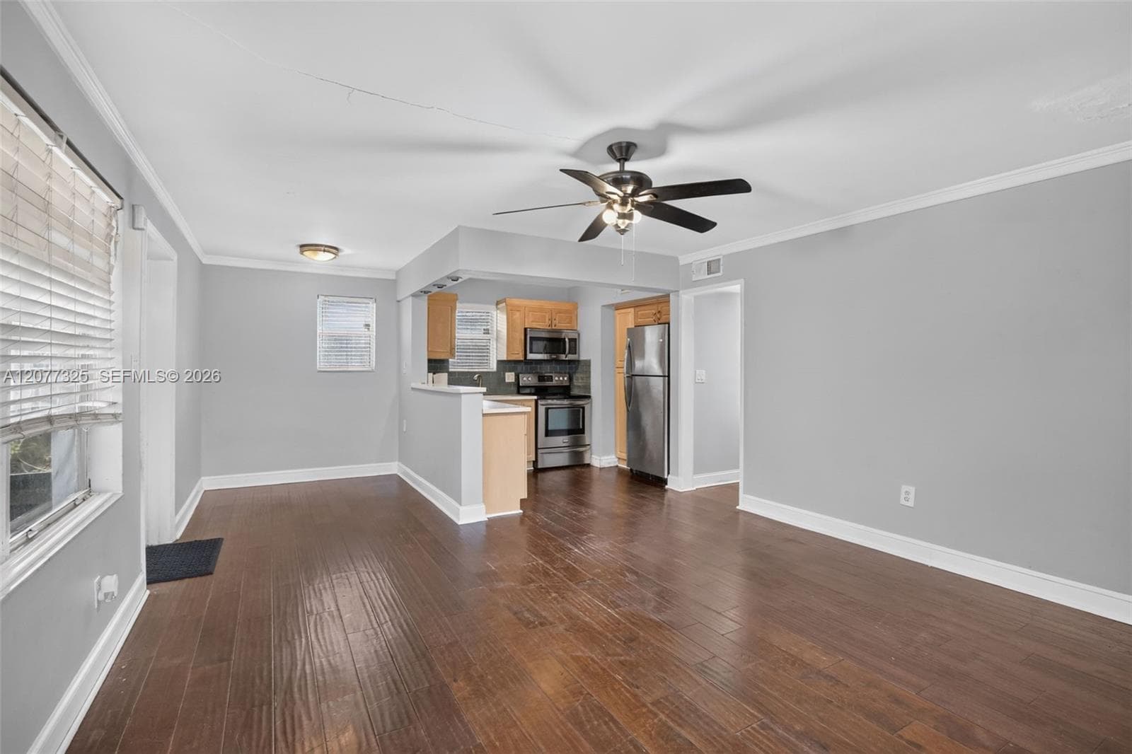 1527 Jackson St, Hollywood, FL 33020 photo 4