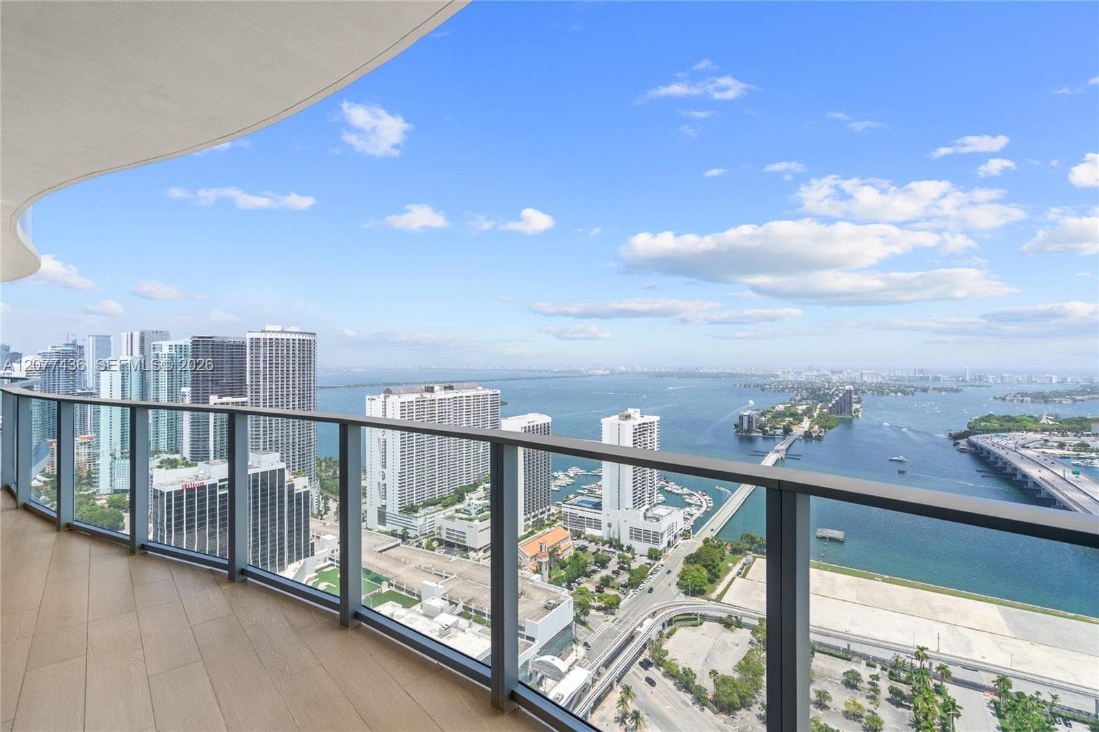 1400 Biscayne Blvd # 4203, Miami, FL 33132 photo 2