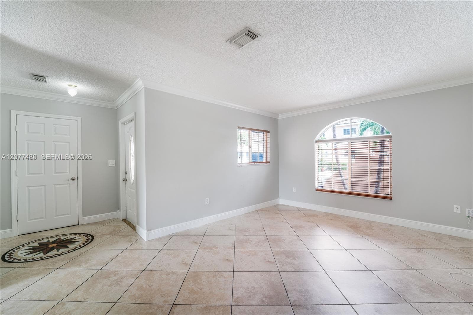 15354 SW 36th Ter, Miami, FL 33185 photo 4