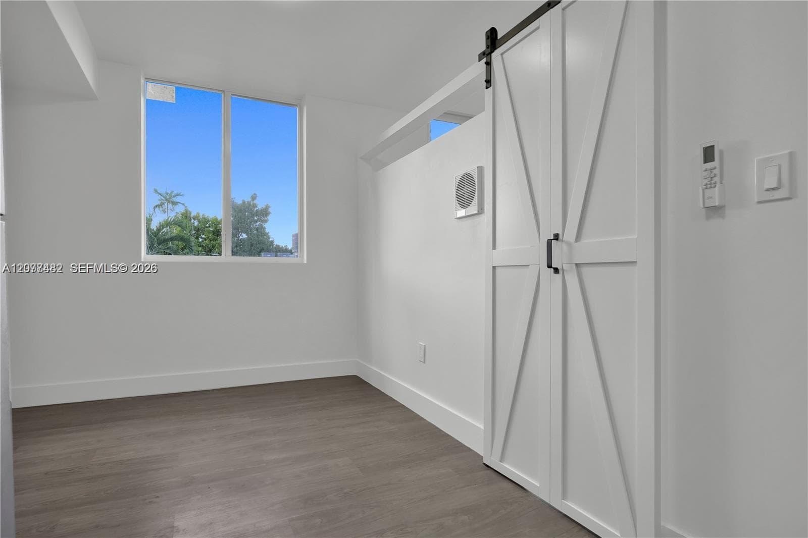 1620 NW 18th St # 305, Miami, FL 33125 photo 4