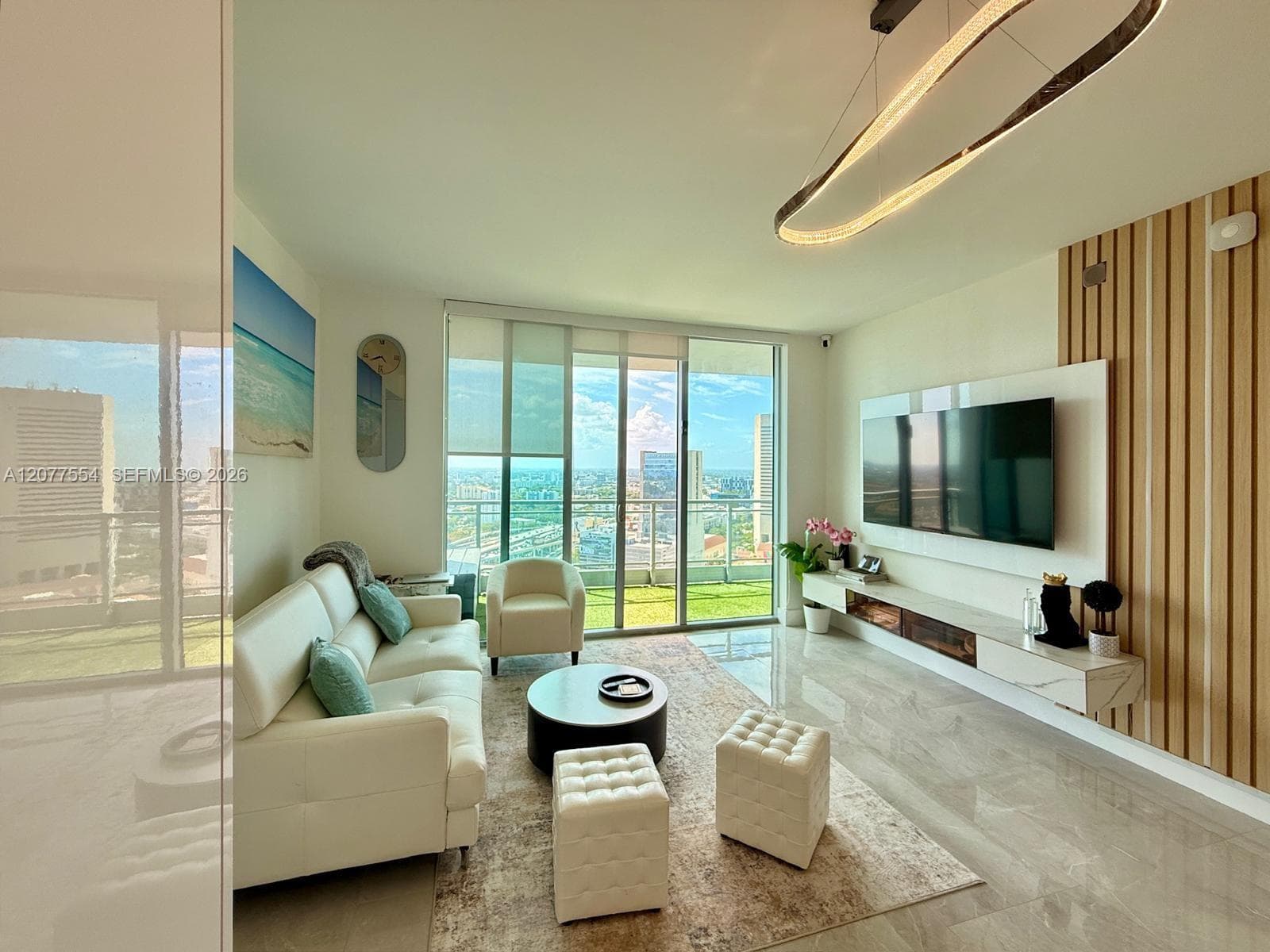 90 SW 3rd St # 3306, Miami, FL 33130