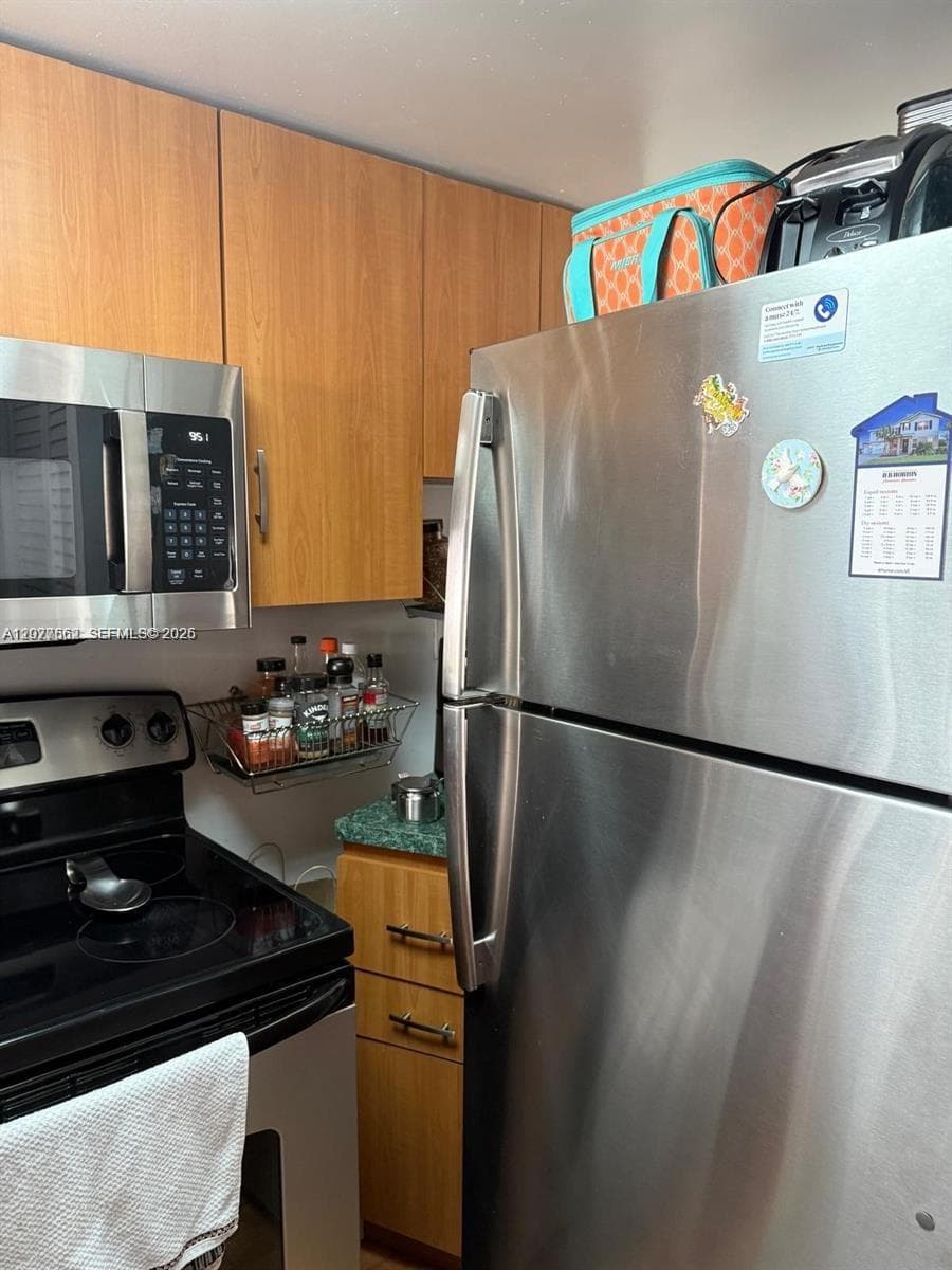 540 Brickell Key Dr # 910, Miami, FL 33131 photo 4