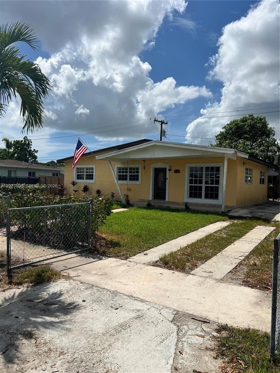 12360 SW 188th Ter, Miami, FL 33177 photo 2