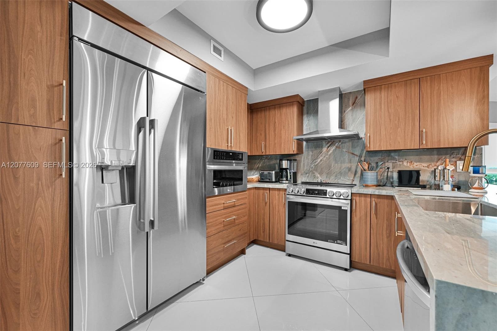 250 Sunny Isles Blvd # 3-804, Sunny Isles Beach, FL 33160 photo 3