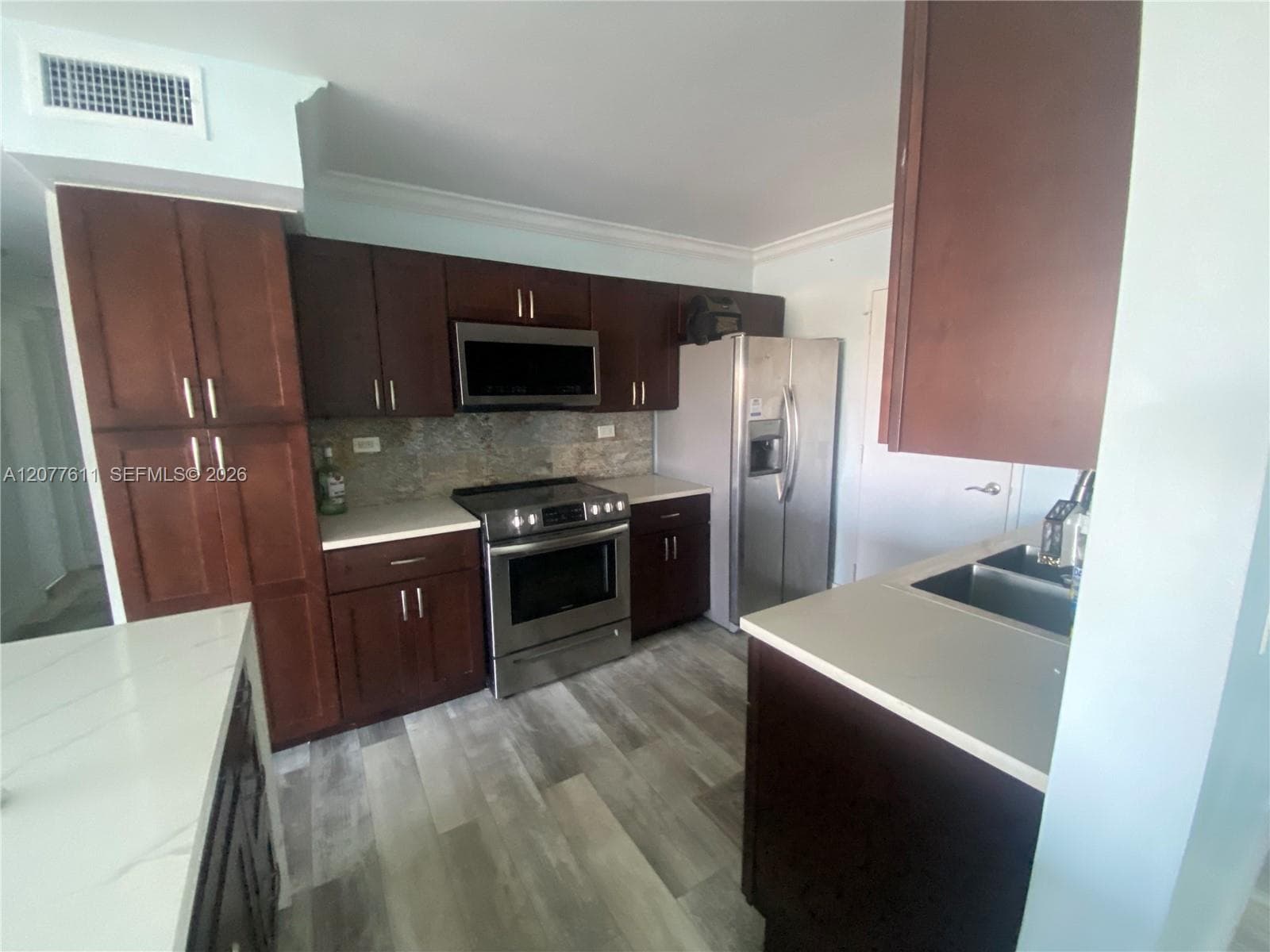 800 NE 195th St # 709, Miami, FL 33179 photo 2