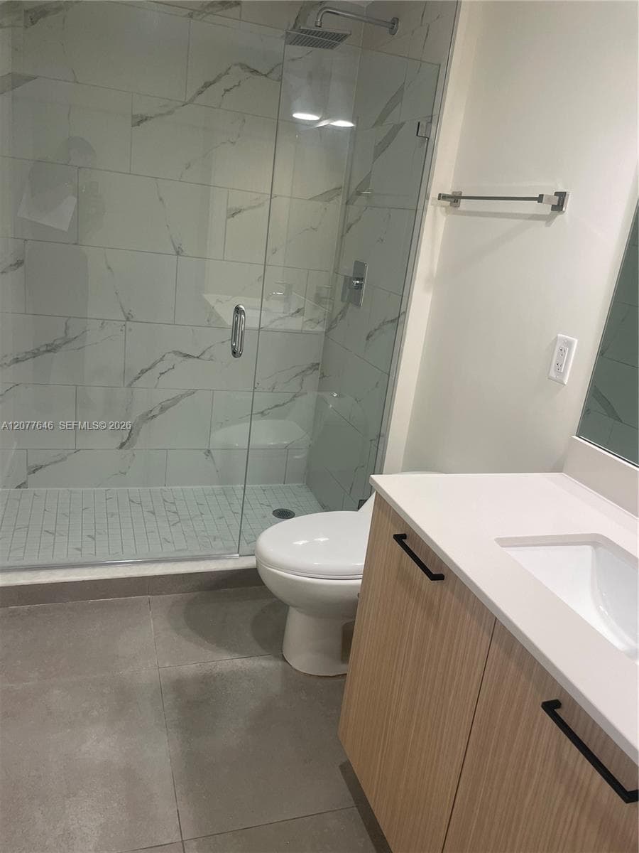 16395 Biscayne Blvd # 313, North Miami Beach, FL 33160 photo 5