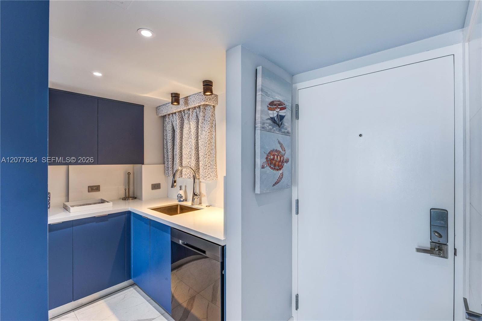 1345 Lincoln Rd # 1004, Miami Beach, FL 33139 photo 5