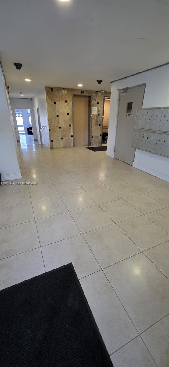 1130 11th St # 5H, Miami Beach, FL 33139 photo 3
