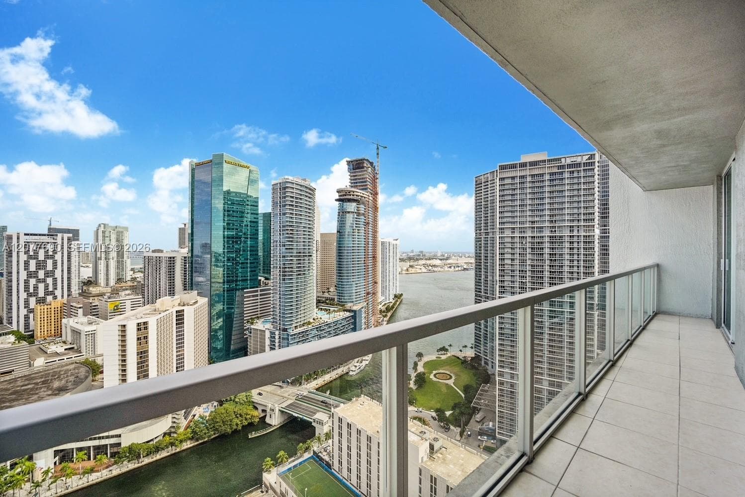 55 SE 6th St # 3901, Miami, FL 33131 photo 3