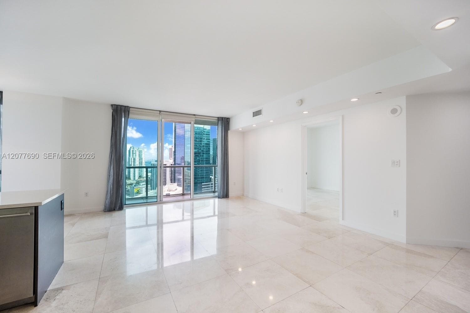 55 SE 6th St # 3901, Miami, FL 33131 photo 5