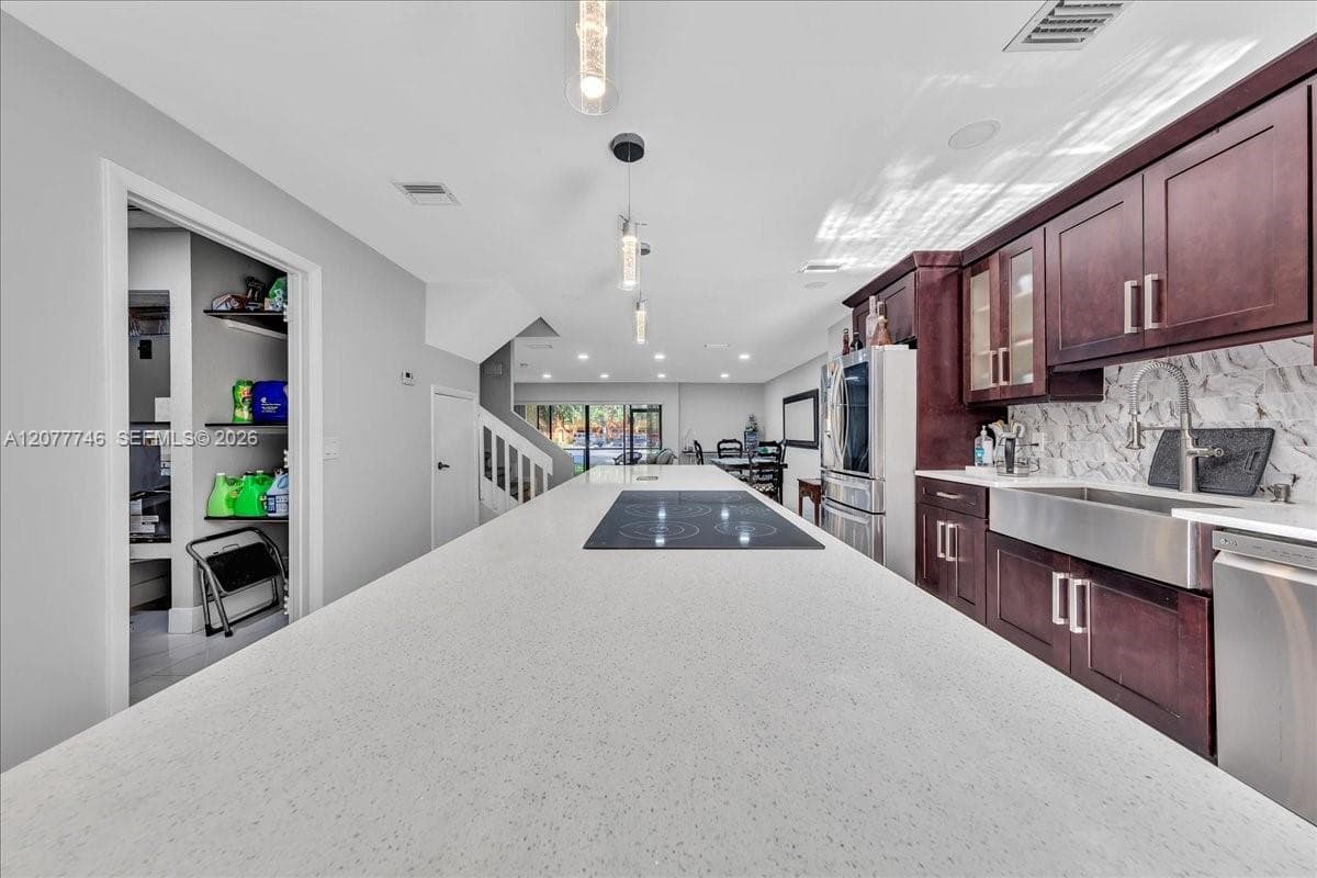 4543 NW 90th Ave, Sunrise, FL 33351 photo 3