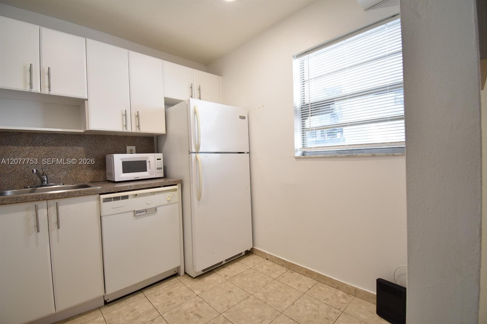 1605 Meridian Ave # 202, Miami Beach, FL 33139 photo 5