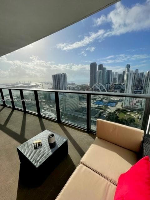 1600 NE 1st Ave # 2909, Miami, FL 33132 photo 4