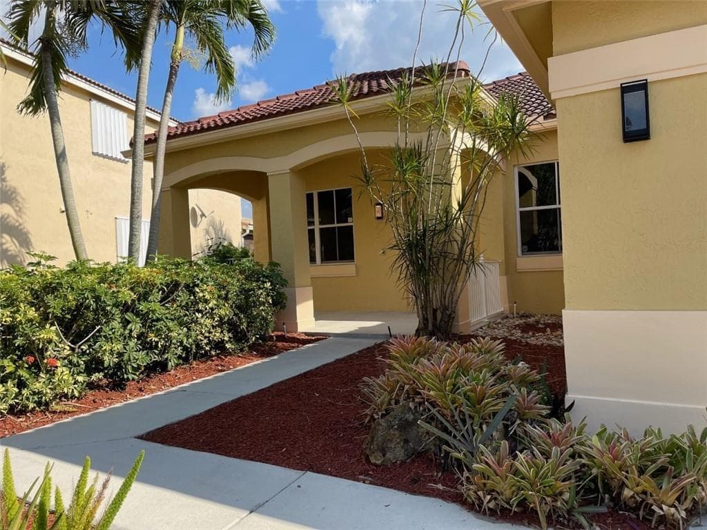 4293 LAUREL RIDGE Circle # 4293, Weston, FL 33331 photo 4