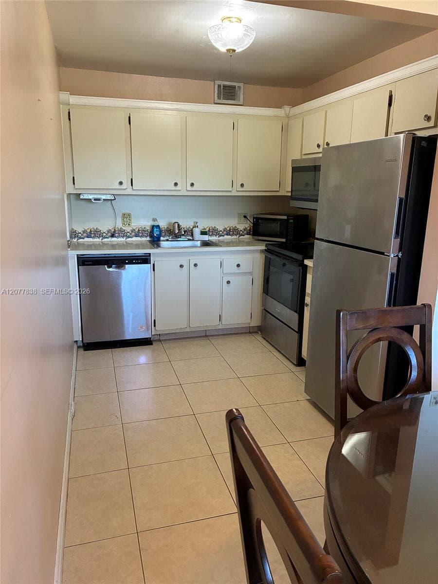1251 134th # 405, Pembroke Pines, FL 33027 photo 4