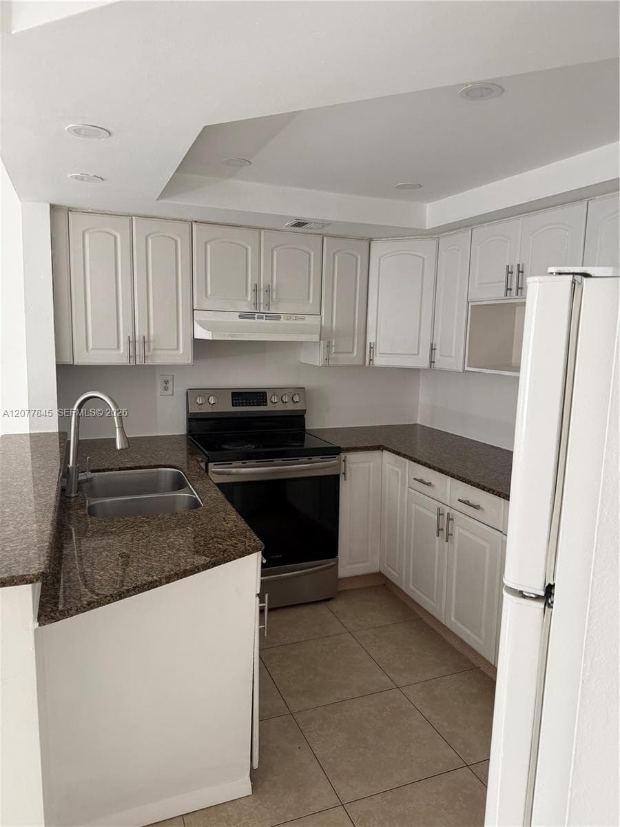 8335 SW 152nd Ave # B412, Miami, FL 33193 photo 4