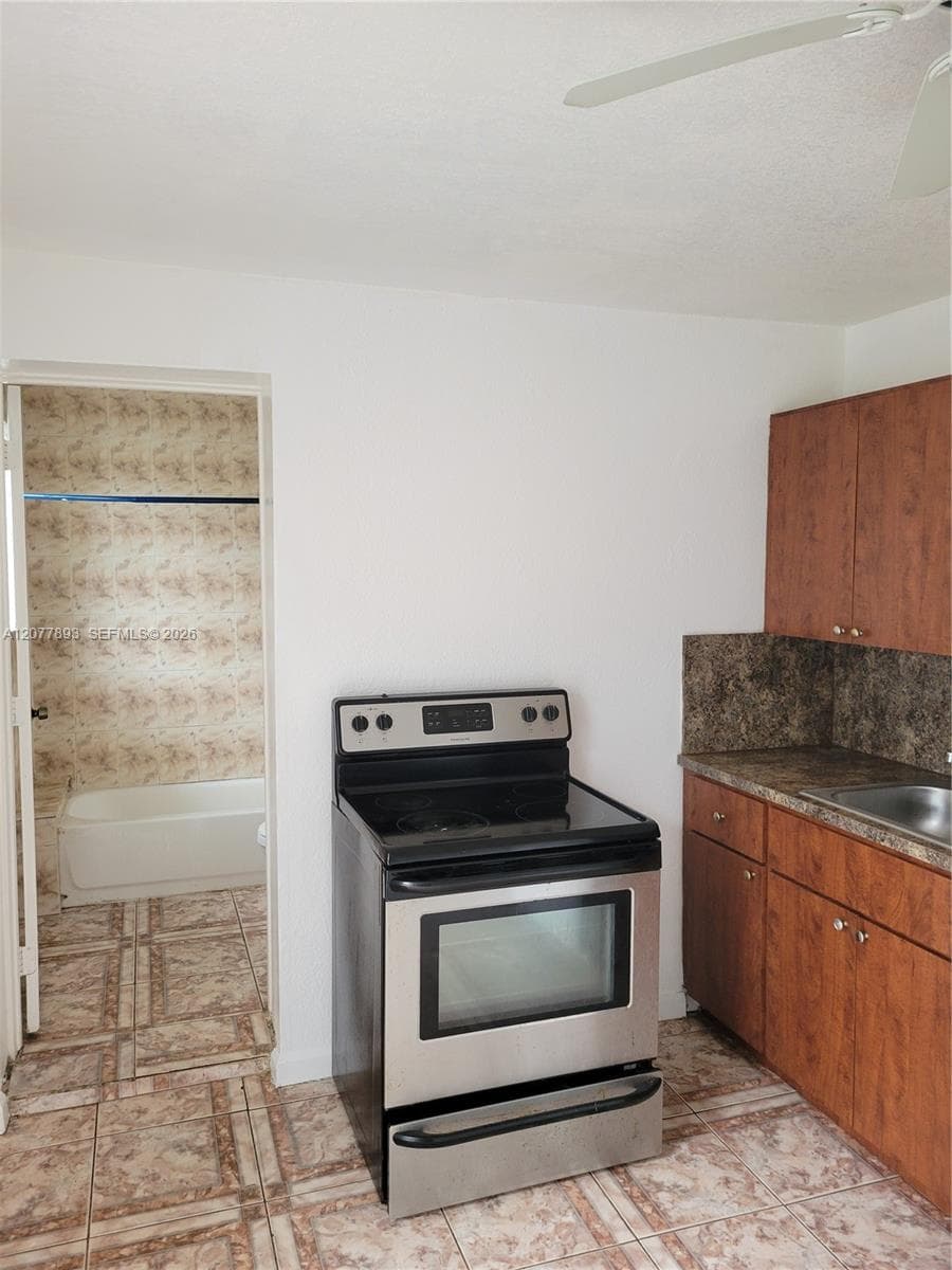 14815 NE 8th Ct # 1, Miami, FL 33161 photo 5
