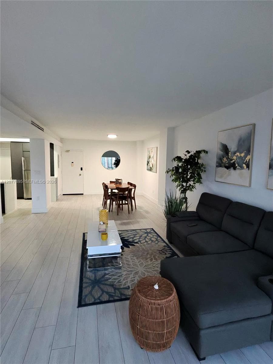 500 Bayview Dr # 1723, Sunny Isles Beach, FL 33160 photo 5